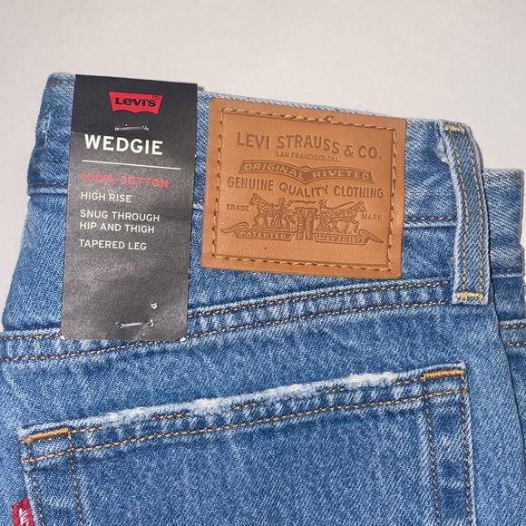 NWT Levi’s Wedgie Jeans size 26 - Picture 4 of 14